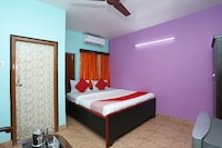 OYO Debalay Guest House Near Dakshineswar Kali Temple