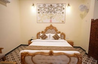 Palette Hotel and Resort LBS International Airport Formerly Banaras Kila