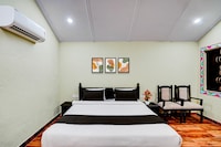 Super OYO Palette Hotel and Resort LBS International Airport Formerly Banaras Kila
