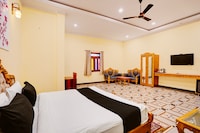 Super OYO Palette Hotel and Resort LBS International Airport Formerly Banaras Kila