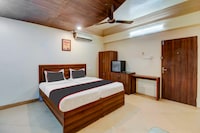 Townhouse Dange Chowk Bus Terminal