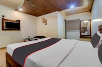 Townhouse Dange Chowk Bus Terminal