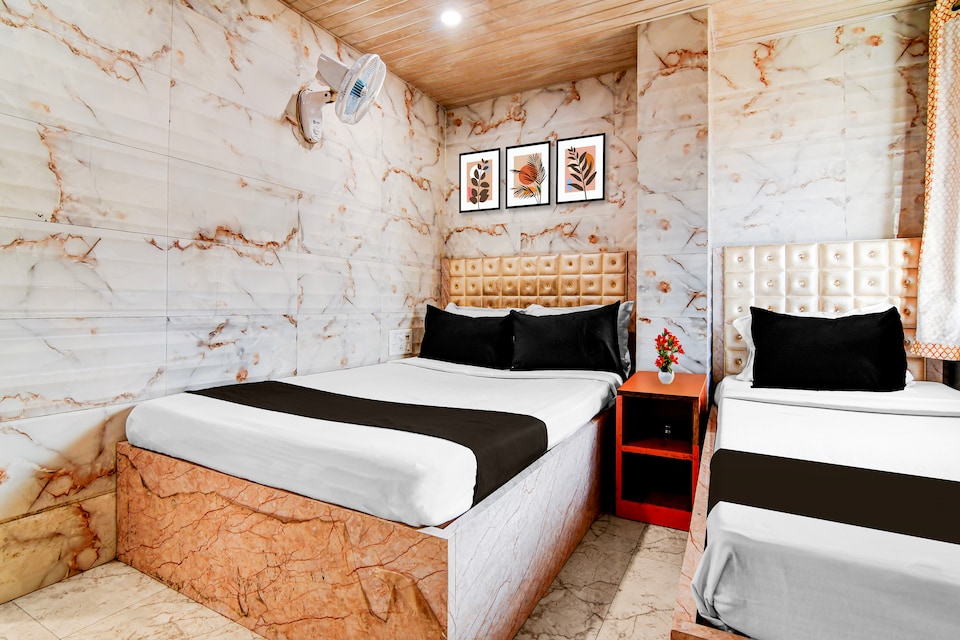 Hotel O The Mandal Residency , VIP Road Kolkata, Kolkata