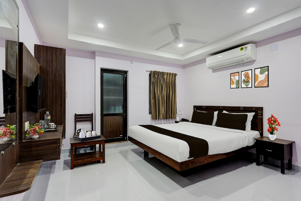 Super Townhouse IG Medical College Pondicherry Formerly Sri Vi Ka Residency, Pondicherry City Centre, Pondicherry