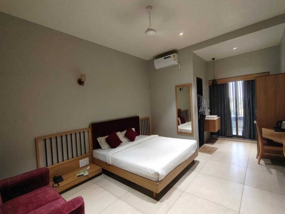 Palette Hotel and Resort Pandharpur Bus Terminal, Pandharpur, Solapur