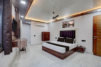 Hotel O Tuesday Suites 