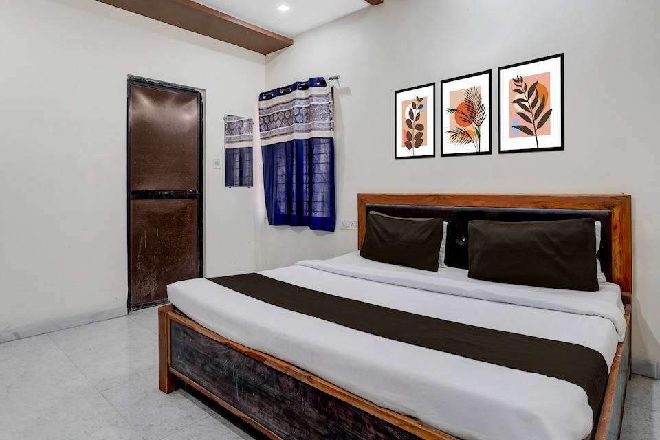 SPOT ON NN Hotel , Saoner, Nagpur