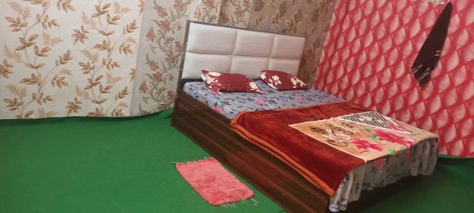 SPOT ON Virat Palace, Fatehpur, Fatehpur