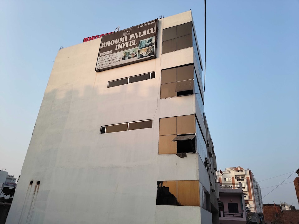  Hotel O Bhoomi Palace 3.O, Golghar, Gorakhpur