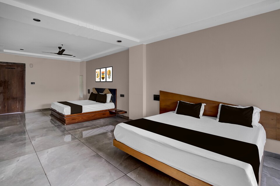 Hotel O Dwarkadhish , Palsana, Surat