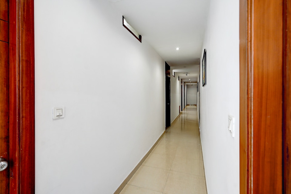 Collection O by OYO Amritsar District Court Formerly Lotus Bloom, Railway Station Amritsar, Amritsar