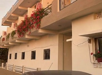 Hotel O Blossom Bhiwapur