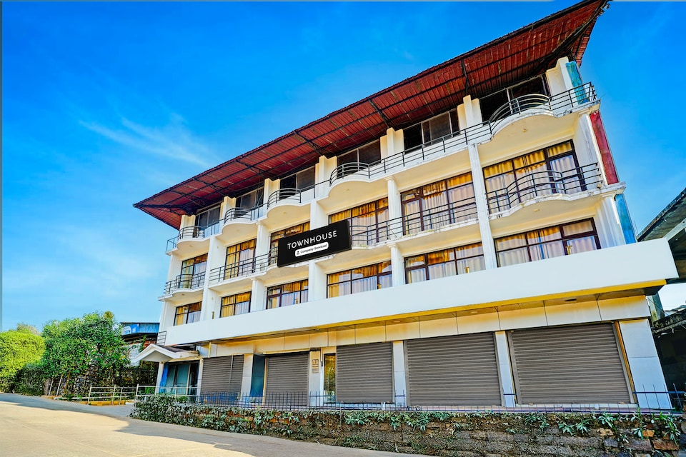 Townhouse Madikeri Fort Formerly Hotel Raj, Madikeri, Coorg
