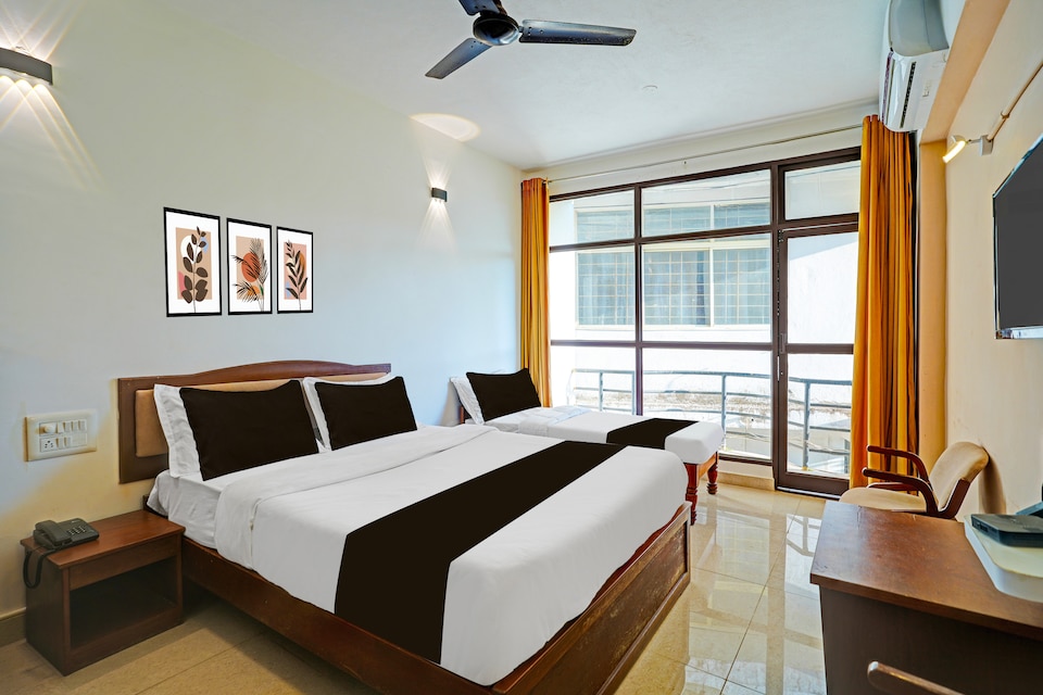 Super Townhouse Madikeri Fort Formerly Hotel Raj, Madikeri, Coorg
