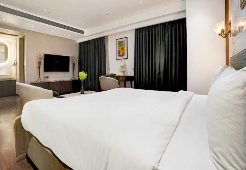 Townhouse Baner Street, Baner Pune, Pune