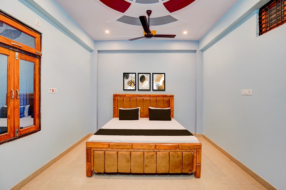 SPOT ON Anshika Guest House & Lodge, Rambagh Allahabad, Prayagraj