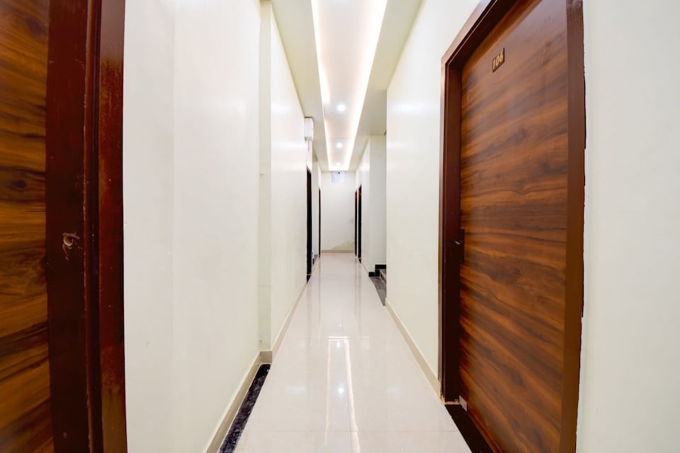 Hotel O CLUB ORCHID , Faizabad Road, Lucknow