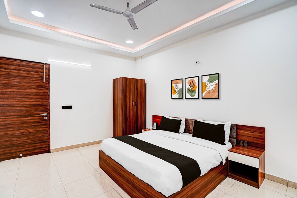 Hotel O CLUB ORCHID , Faizabad Road, Lucknow