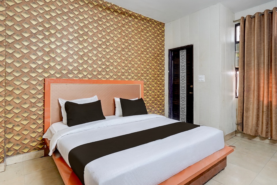 Hotel O The Majestic Residency , Dwarka Delhi, Delhi