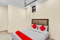 Hotel O The Majestic Residency 