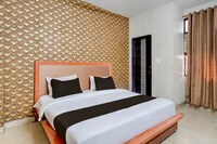 Hotel O The Majestic Residency 