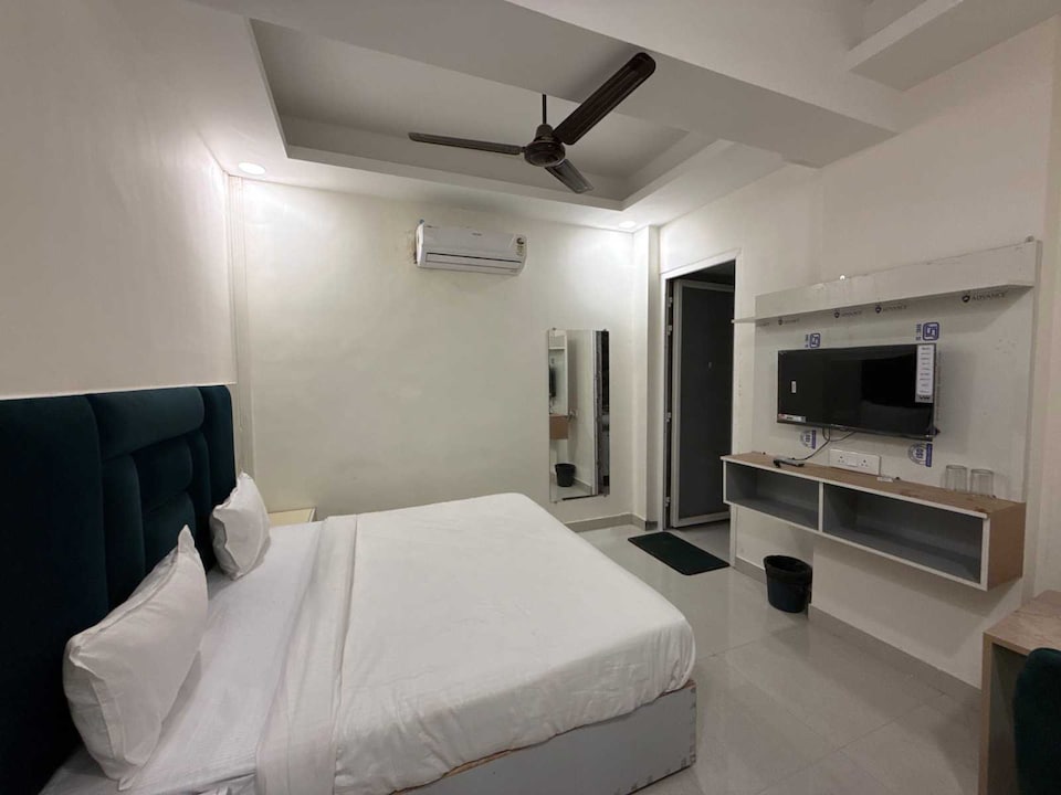 Hotel O Anant, Ghaziabad City, Ghaziabad
