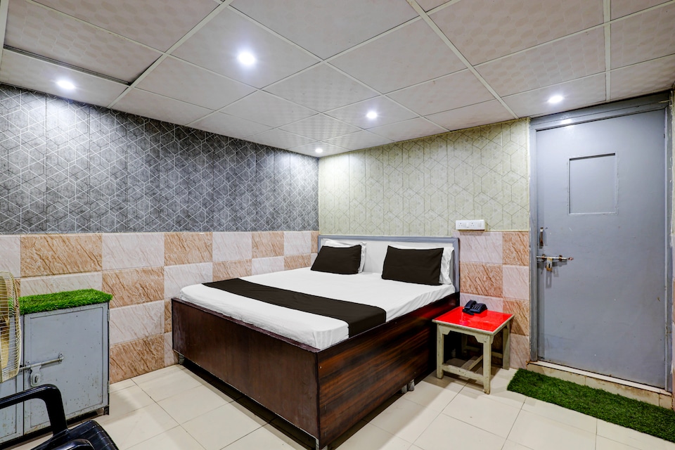 Hotel O Anant, Ghaziabad City, Ghaziabad