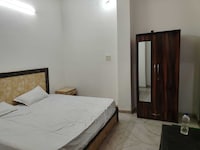 Hotel O Anant