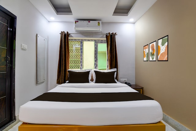 Collection O Kolkata International Airport 