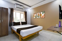 Collection O Kolkata International Airport 