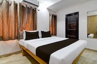 Collection O Kolkata International Airport 