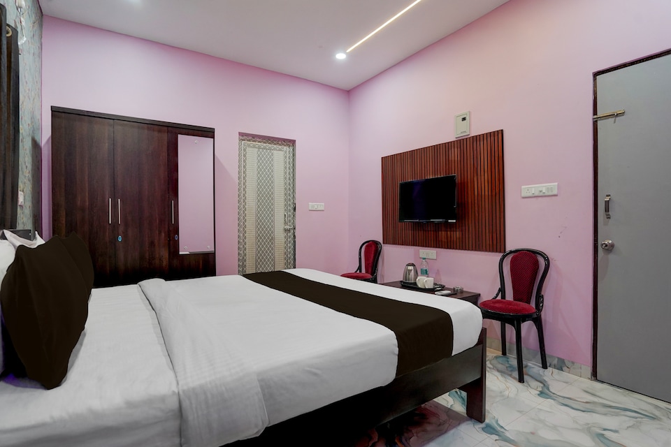 Hotel O Singh Inn, Bapuji Nagar, Bhubaneswar