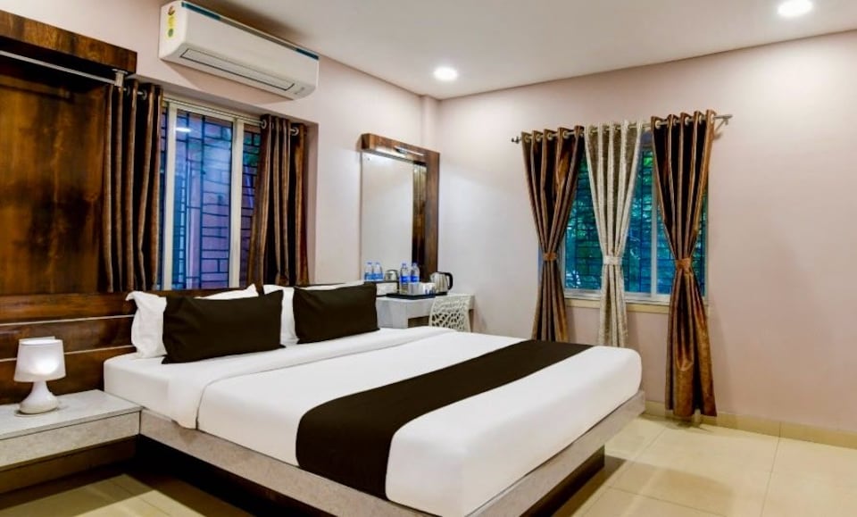 Collection O Shobhabazar Metro Station Kolkata, Sealdah Kolkata, Kolkata