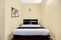 Collection O Shobhabazar Metro Station Kolkata