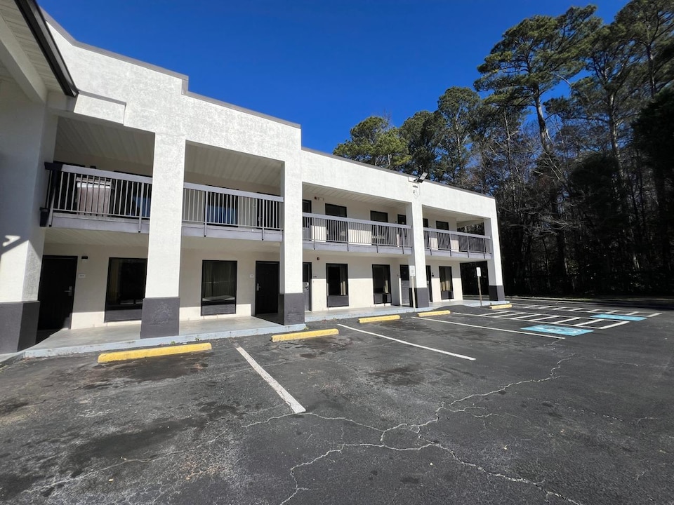 Speedway Inn & Suites Griffin US 19, Griffin, GA, Griffin, GA