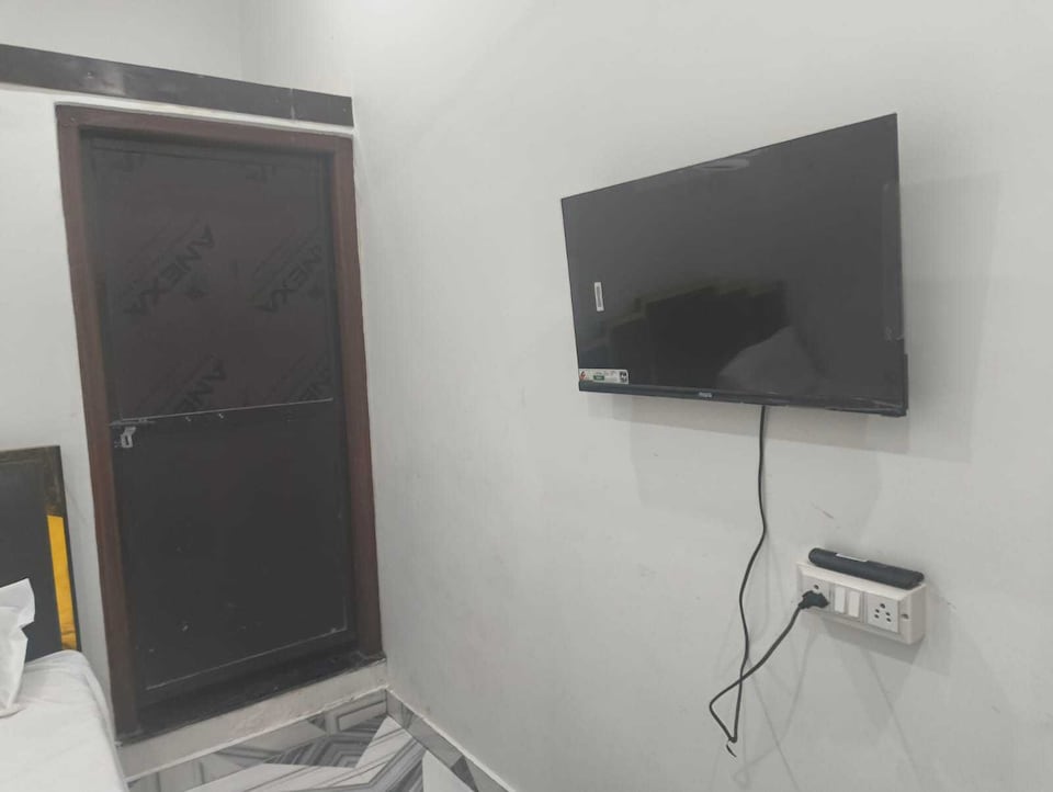 Hotel O Shivshakti Inn , Pratapgarh, Pratapgarh