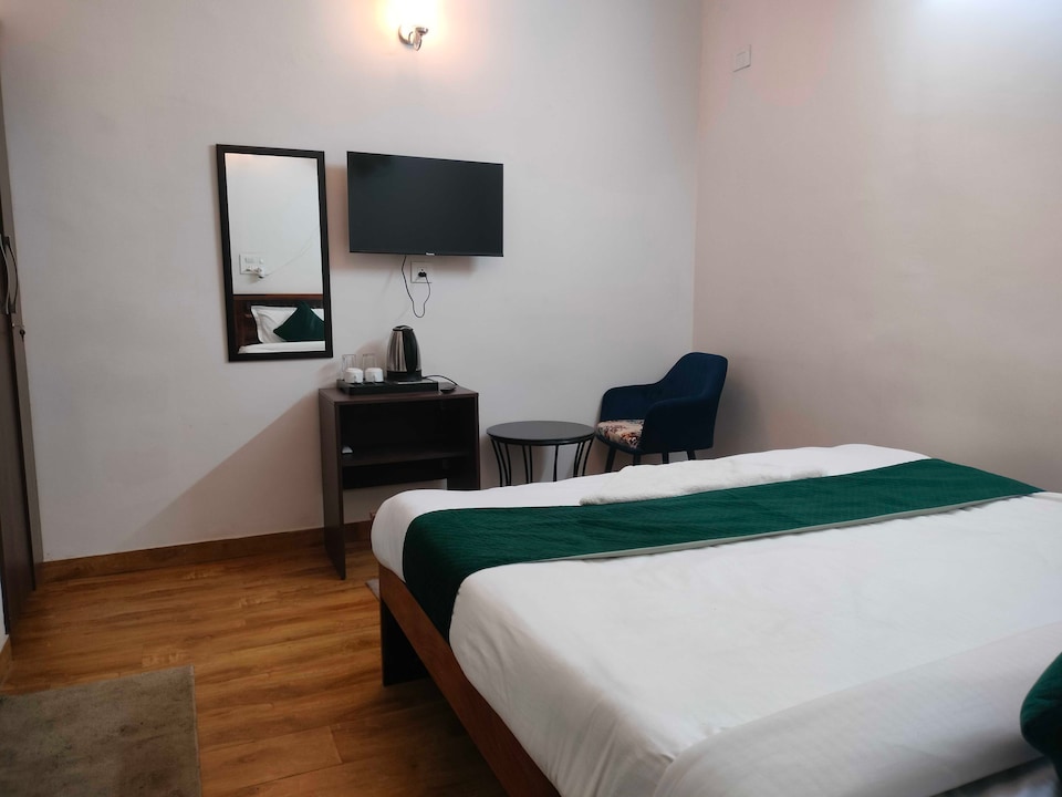 Townhouse Mundka Metro Station Delhi Formerly Hotel Hazel, Paschim Vihar Delhi, Delhi
