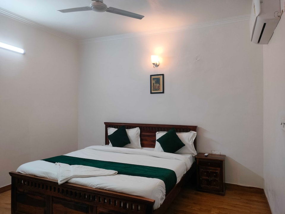 Townhouse Mundka Metro Station Delhi Formerly Hotel Hazel, Paschim Vihar Delhi, Delhi