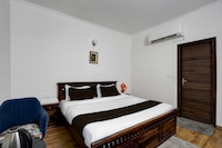 Super Townhouse Mundka Metro Station Delhi Formerly Hotel Hazel