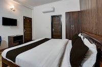 Super Townhouse Mundka Metro Station Delhi Formerly Hotel Hazel