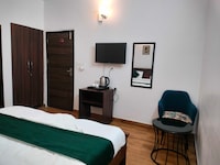 Townhouse Mundka Metro Station Delhi Formerly Hotel Hazel