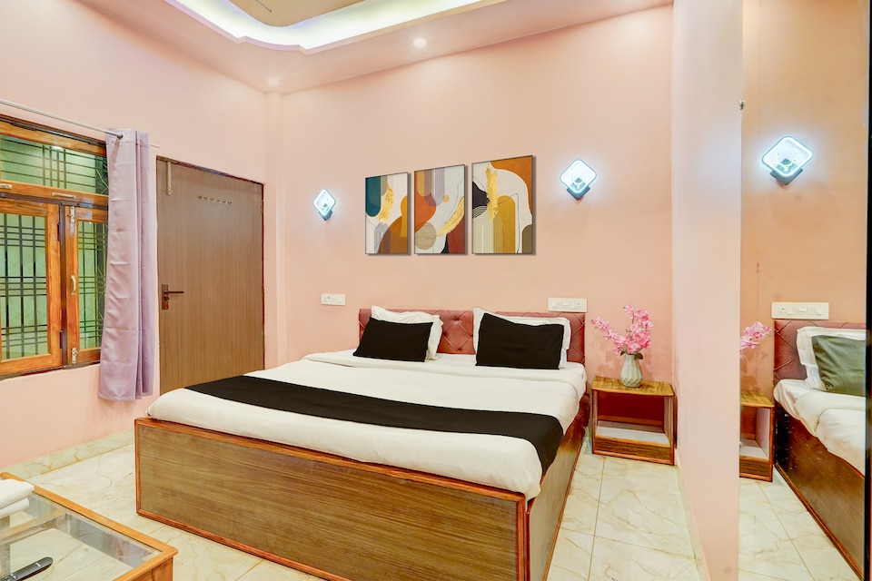 SPOT ON Swastik Homestay, Sarnath Varanasi, Varanasi