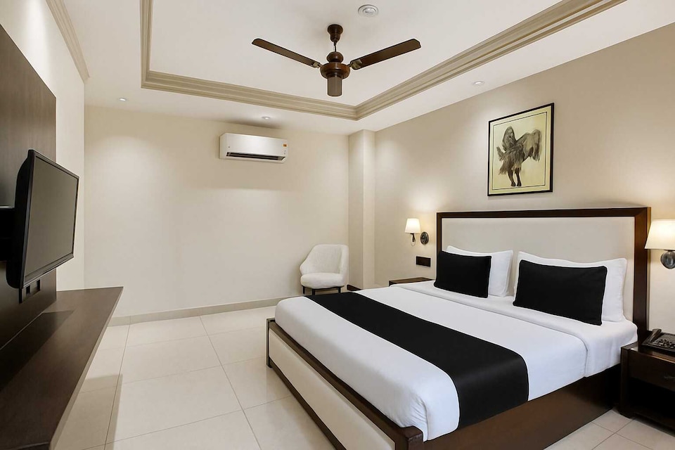 Townhouse Sector 39 Gurgaon, Medanta, Gurgaon