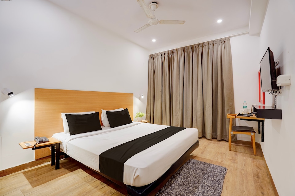 Super Townhouse Sector 39 Gurgaon, Medanta, Gurgaon