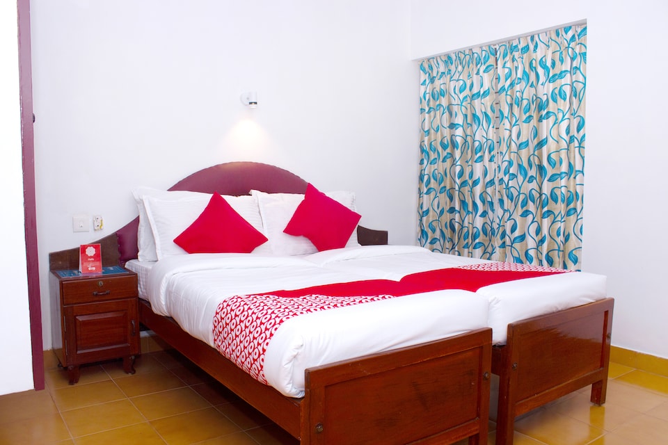 OYO 13590 साणवी बीच रिज़ॉर्ट, Kovalam Kerala, कोवलम