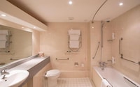 Coventry Hotel By Belvilla near City Centre