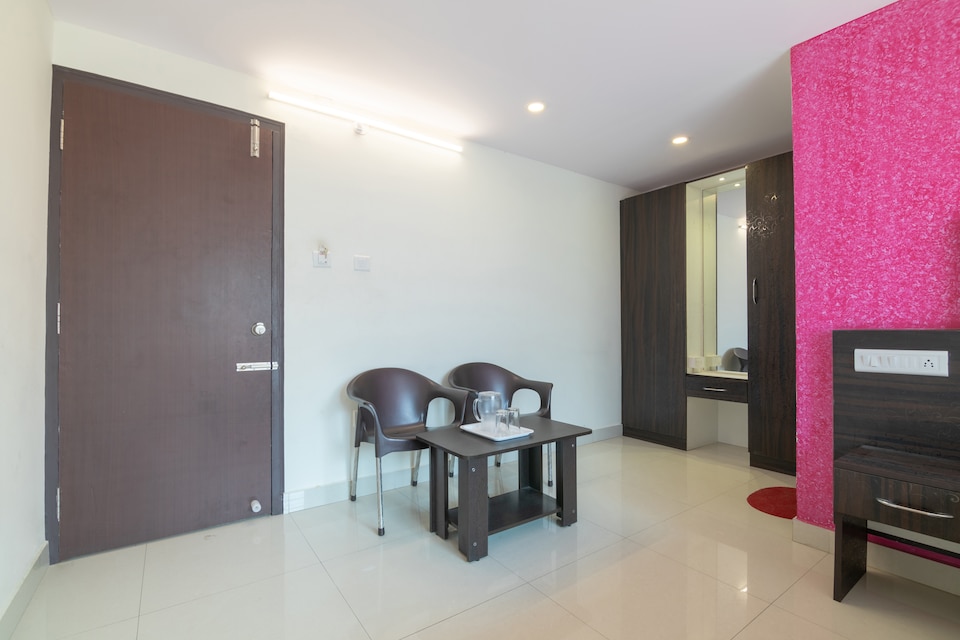 Hotel O Mathrushree Residency , Rajajinagar Bangalore-II, Bangalore