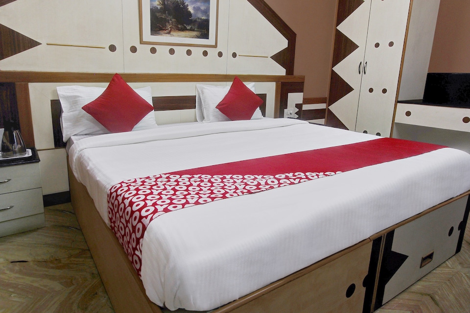 Collection O 13595 VT Residency, Basvangudi Bangalore, Bangalore