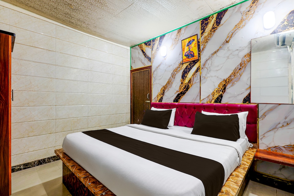  HOTEL O  APPLE INN, Shilpgram, Agra