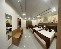 Hotel O Gomti Garden And Resort
